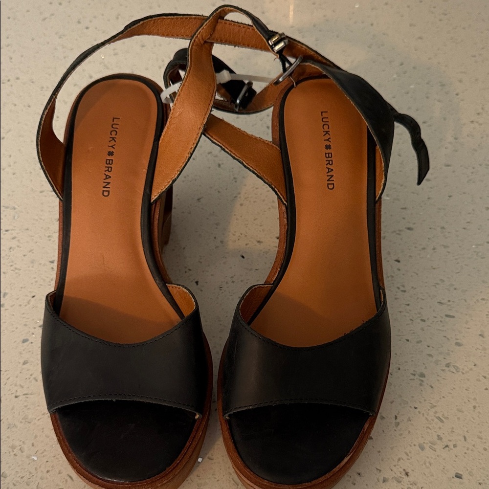 Lucky Brand Black and Tan Women's Sandals